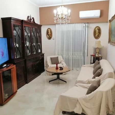 Comfy Apartment For 4 Ppl In Koukaki Athena Bagian luar foto