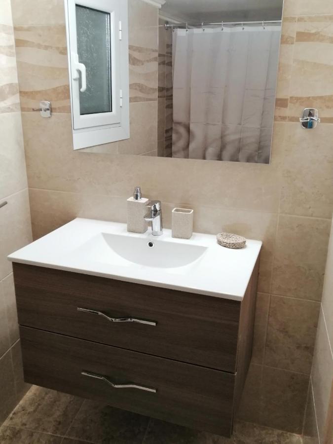 Comfy Apartment For 4 Ppl In Koukaki Athena Bagian luar foto